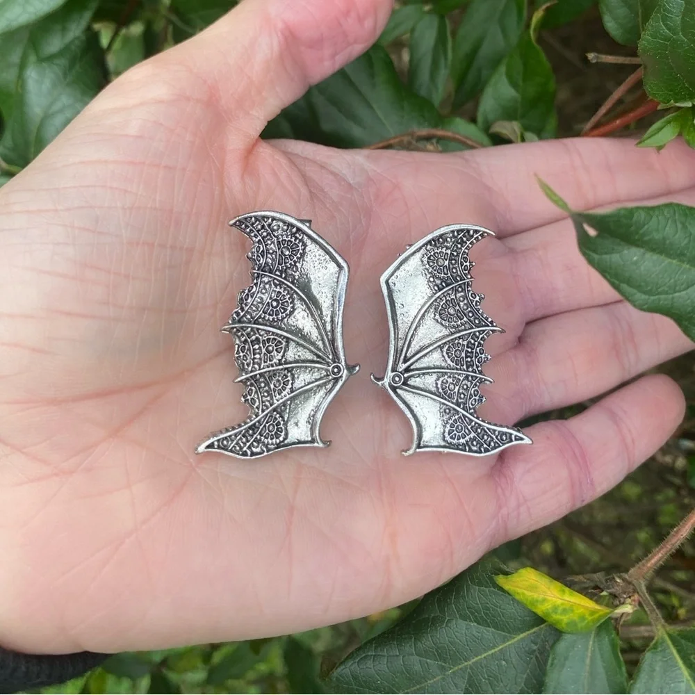 Vintage inspired Gothic pair Batwing Hair Clips, Antique Silver Tone, engraved